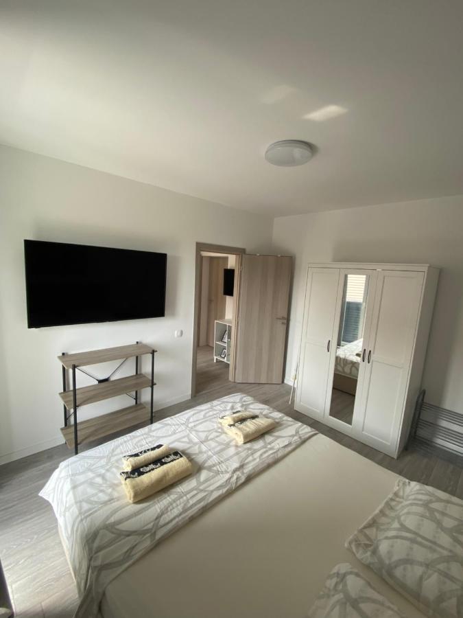 Kaštela Apartments Ena מראה חיצוני תמונה