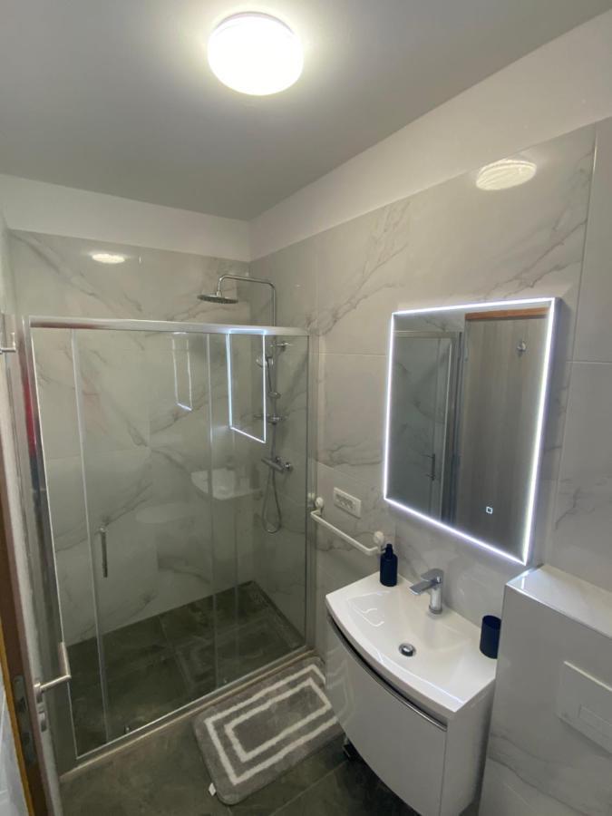 Kaštela Apartments Ena מראה חיצוני תמונה